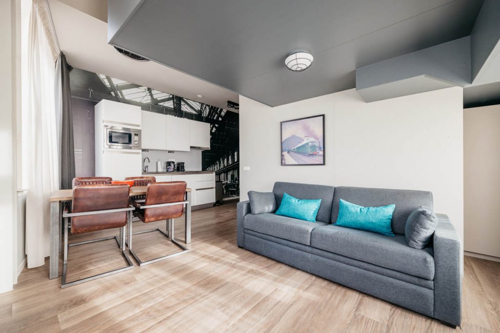 Amsterdam Maritime YAYS